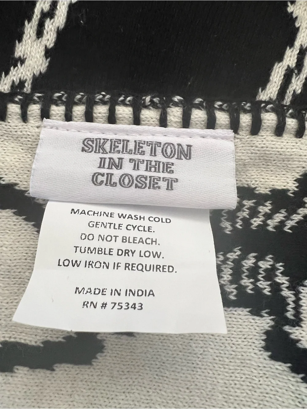 Black & Cream Oversized Skeleton Throw Blanket